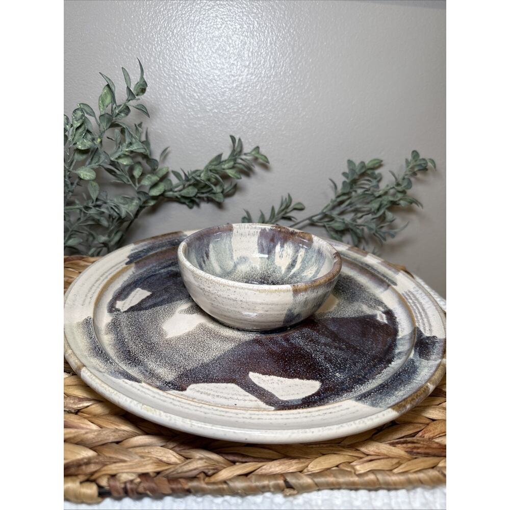 VTG Signed Studio Art Pottery Chip, Dip Bowl Stoneware Platter Crystalline 12.5” - Picture 6 of 9